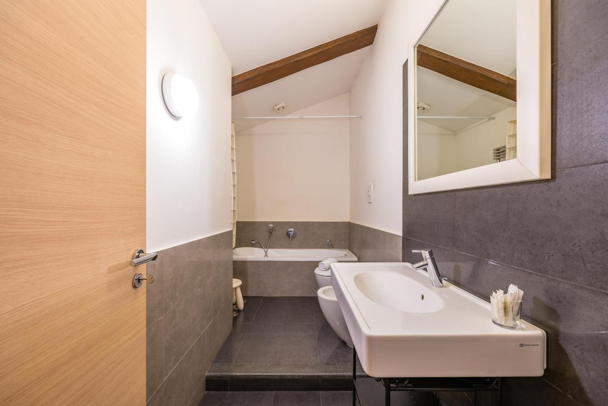 דירות נאפולי Duomo Grand Family Loft מראה חיצוני תמונה